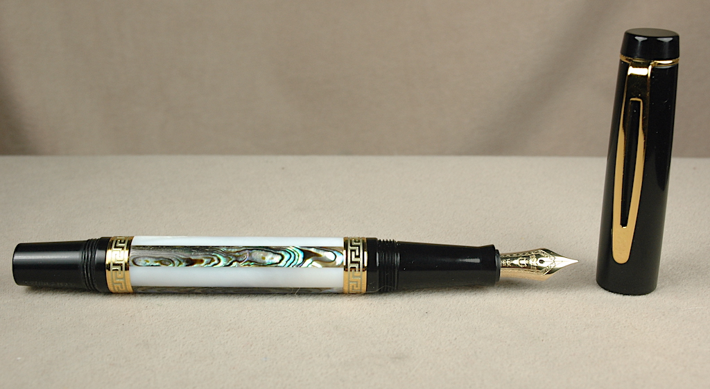 Pre-Owned Pens: 6207: Danitrio: Brillante